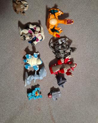 pokemon. yugioh 2000/ 2002