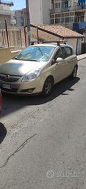 Opel corsa  3600 euro incluso passaggio di proprie