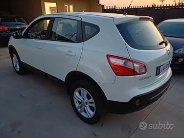 Nissan Qashqai 1.5 dCi DPF Acenta