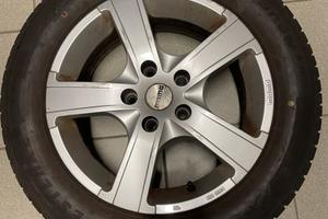 4 Cerchi da 16 + pneumatici invernali