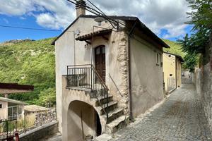 Casa Indipendente Caporciano [GRE738VRG]