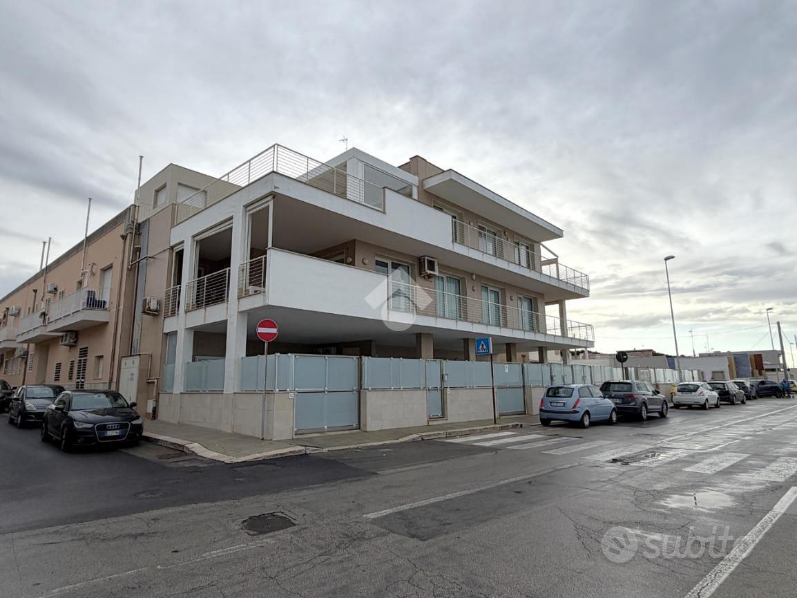 3 LOCALI A BARI - Vista 3