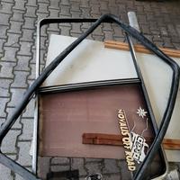 vetri posteriori Toyota Land Cruiser 70