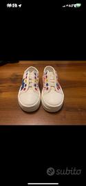Scarpe bimbo, me contro te, Liu Jo nr 27