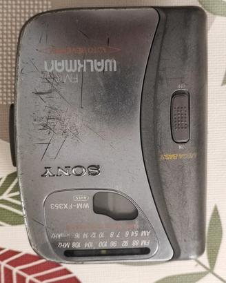 Walkman Sony WM-FX353 Radio Cassette