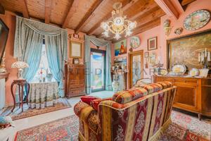 CONEGLIANO villa singola prestigiosa C500