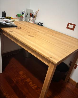 Tavolo in pino ikea