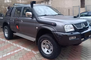 Mitsubishi L200