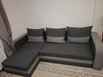 divano letto (ang) + tavolo salotto 