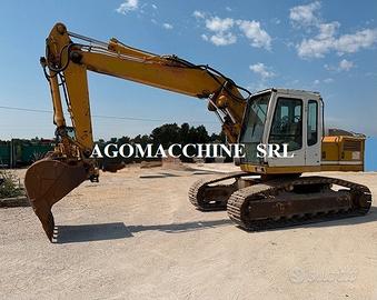 Liebherr R900
