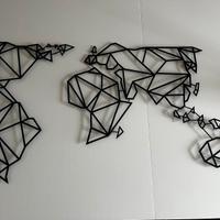 Mappamondo in metallo da parete