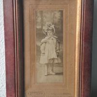 Fotografia Antica Bambina in Costume Già + Cornice