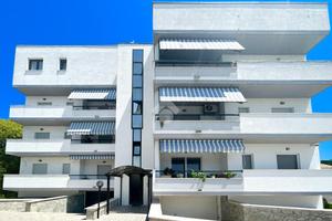 5 LOCALI A SAN GIOVANNI TEATINO
