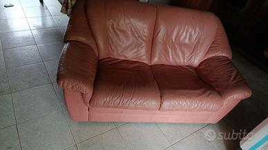 Divano in vera pelle