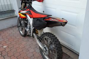 MOTO HONDA 450 CRF del 2003 ADATTA A SUPERMOTARD