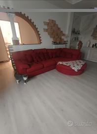 divano.poltrone sofa' disponibile fine novembre