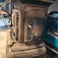 stufa a legna in ghisa 