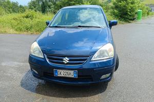 Suzuki Liana 