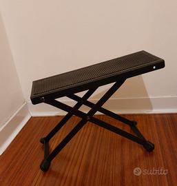 Poggia-piede per chitarra