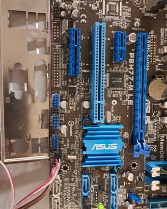 Scheda Madre ASUS P8H77-M LE (Socket LGA1155) 
