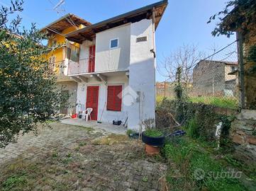 CASA SEMINDIPENDENTE A VIVERONE