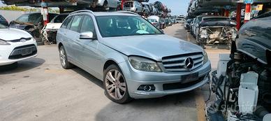 Ricambi Mercedes c220 2009