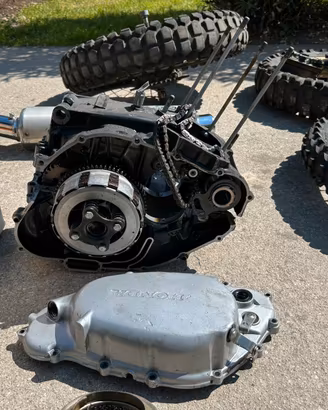 Blocchi motore e componenti honda 500 xl
