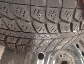 Gomme e cerchi in ferro pneumatici invernali golf