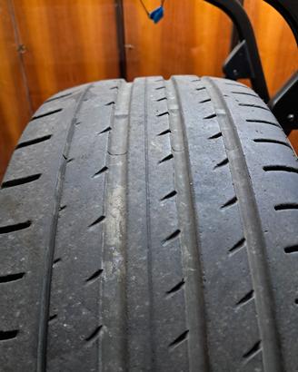 Gomme 225/45 r17