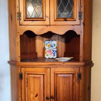 Taverna in pino naturale