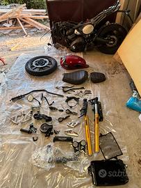 Triumph 400X incidentata