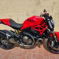 Ducati Monster 821 finanziabile permutabile .