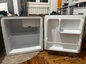 Frigorifero minibar Comfee 47L