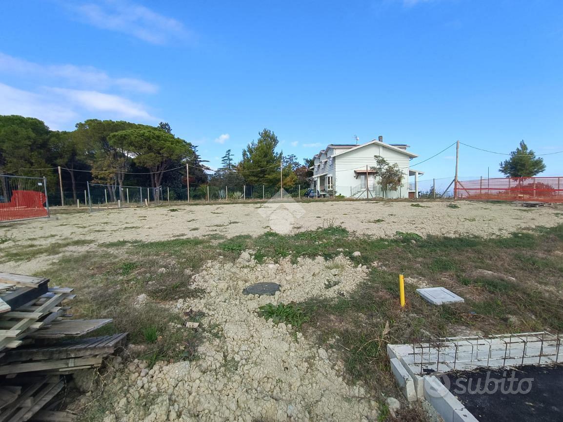 TER. RESIDENZIALE A CORIANO - Vista 2