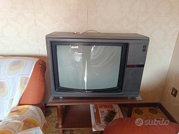 televisore Sony trinitron vintage