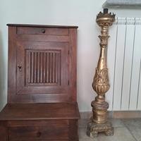 INGINOCCHIATOIO METÀ 800 E CANDELABRO