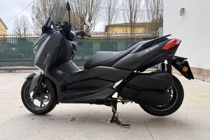 YAMAHA  X MAX 300 ABS