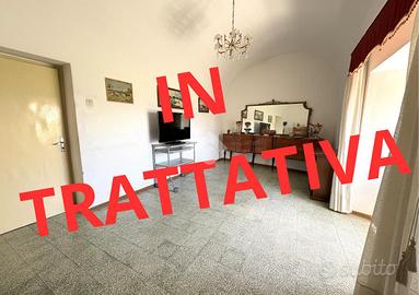 3 LOCALI A NARNI