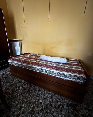 Letto singolo con letto estraibile – 40 €