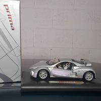 Bburago Prima Base similpelle 1:18