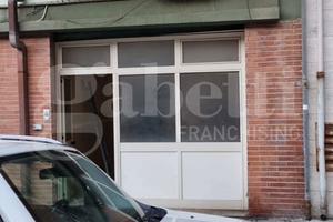 Negozio Brindisi [MG284VCG]