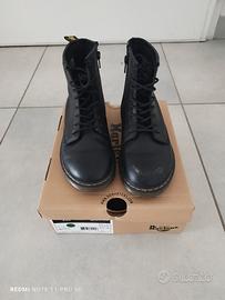 Dr Martens anfibi n 35 ,cerniera laterale interna