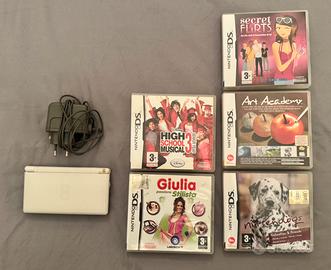 Nintendo DS bianca (con cavo ricarica) + 5 giochi