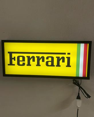 Insegna luminosa Ferrari