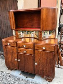 Credenza antica