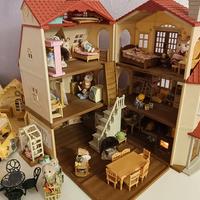 Casa Sylvanian families, scuola,macchina ,asilo