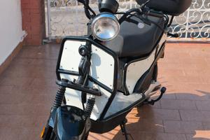 Scooter elettrico E-ptio 