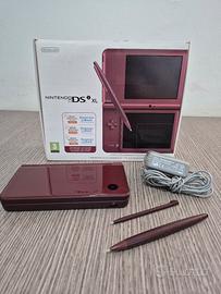 Nintendo DSi xl con scatola e giochi