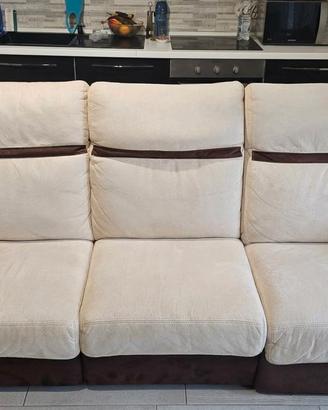 Divano con recliner 