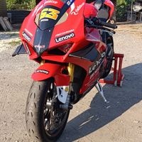 Ducati Panigale V4 S